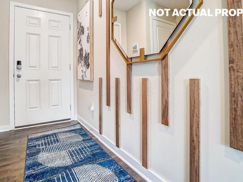 1223 Stratford Way , London, OH 43140 Photo 2