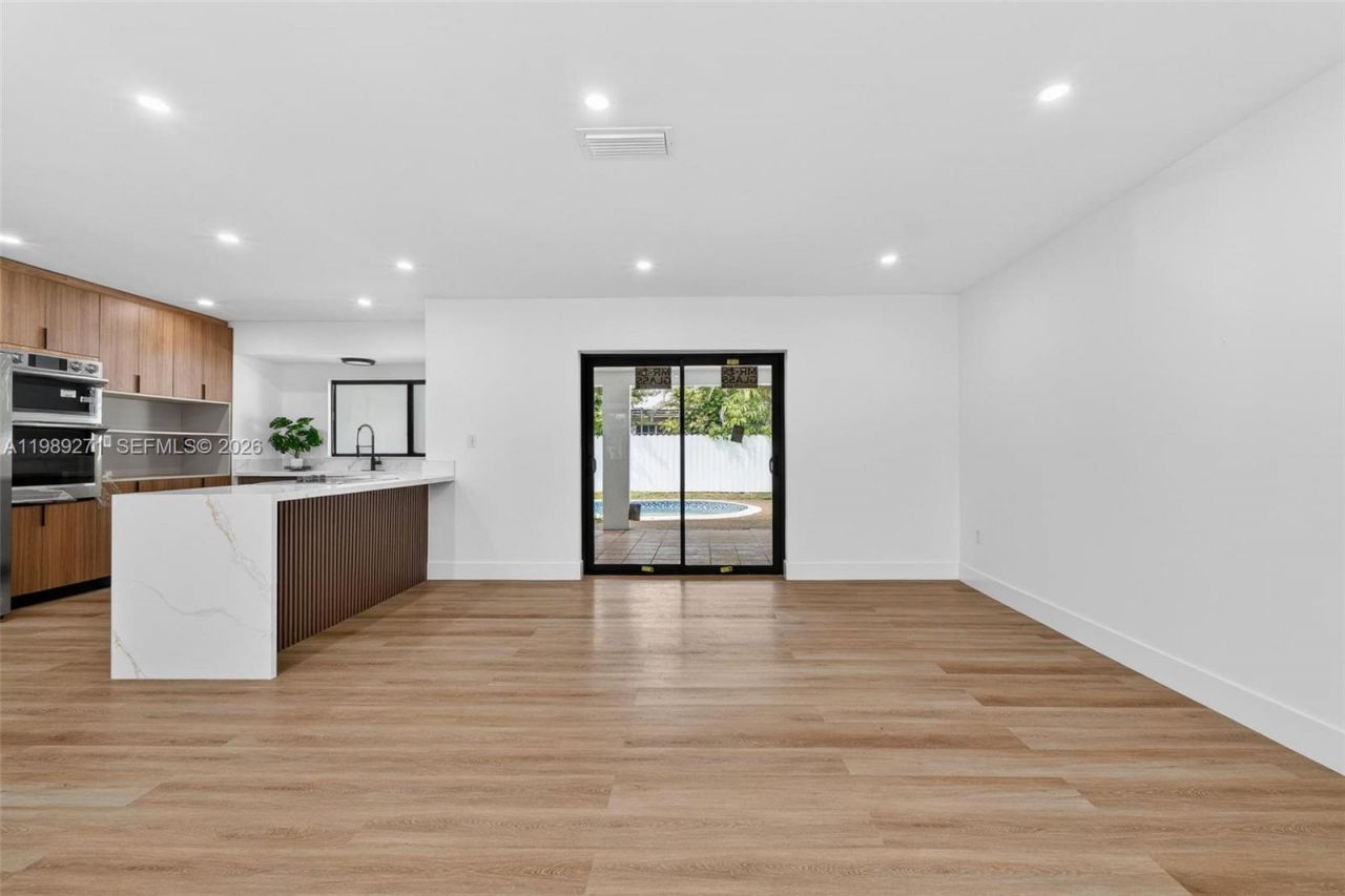 7311 Fairway Blvd , Miramar, FL 33023 Photo