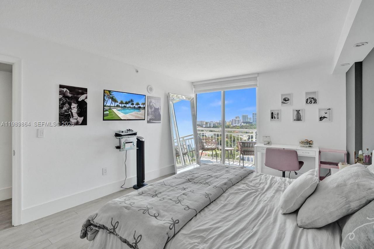 3000 Coral Way , Unit 1114, Miami, FL 33145 Photo