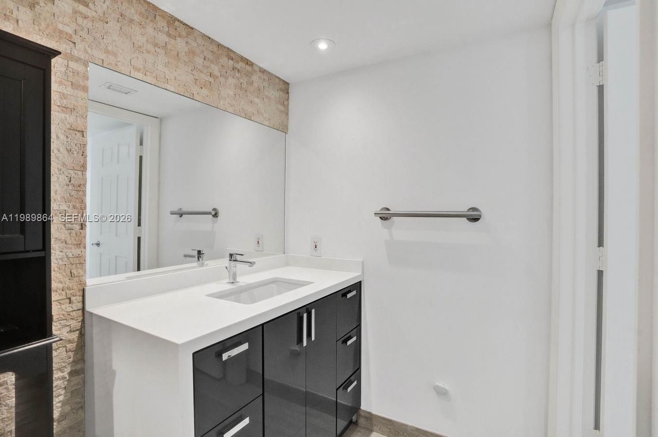 3000 Coral Way , Unit 1114, Miami, FL 33145 Photo