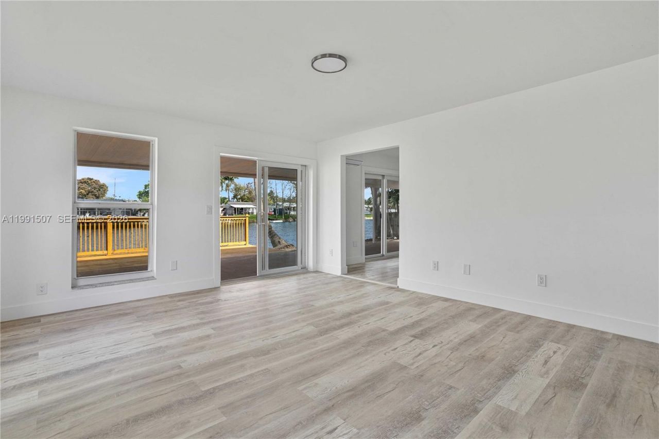 4157 SW 49th Ct, Dania Beach, FL 33314 Photo