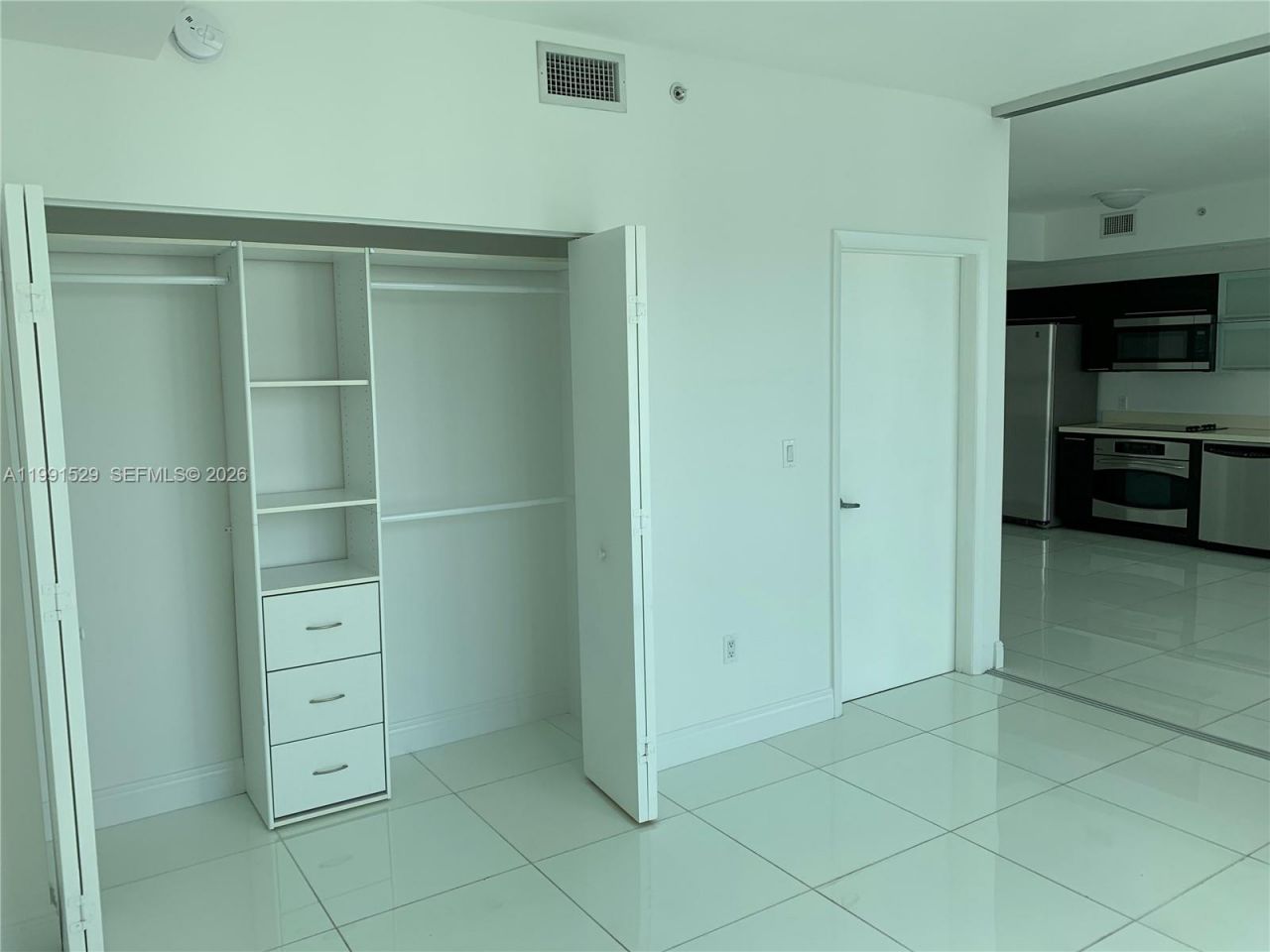 90 SW 3rd St , Unit 3610, Miami, FL 33130 Photo