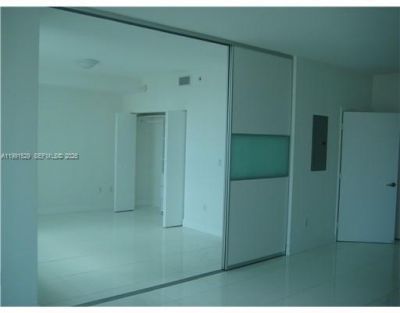90 SW 3rd St, Unit 3610, Miami, FL 33130 Photo