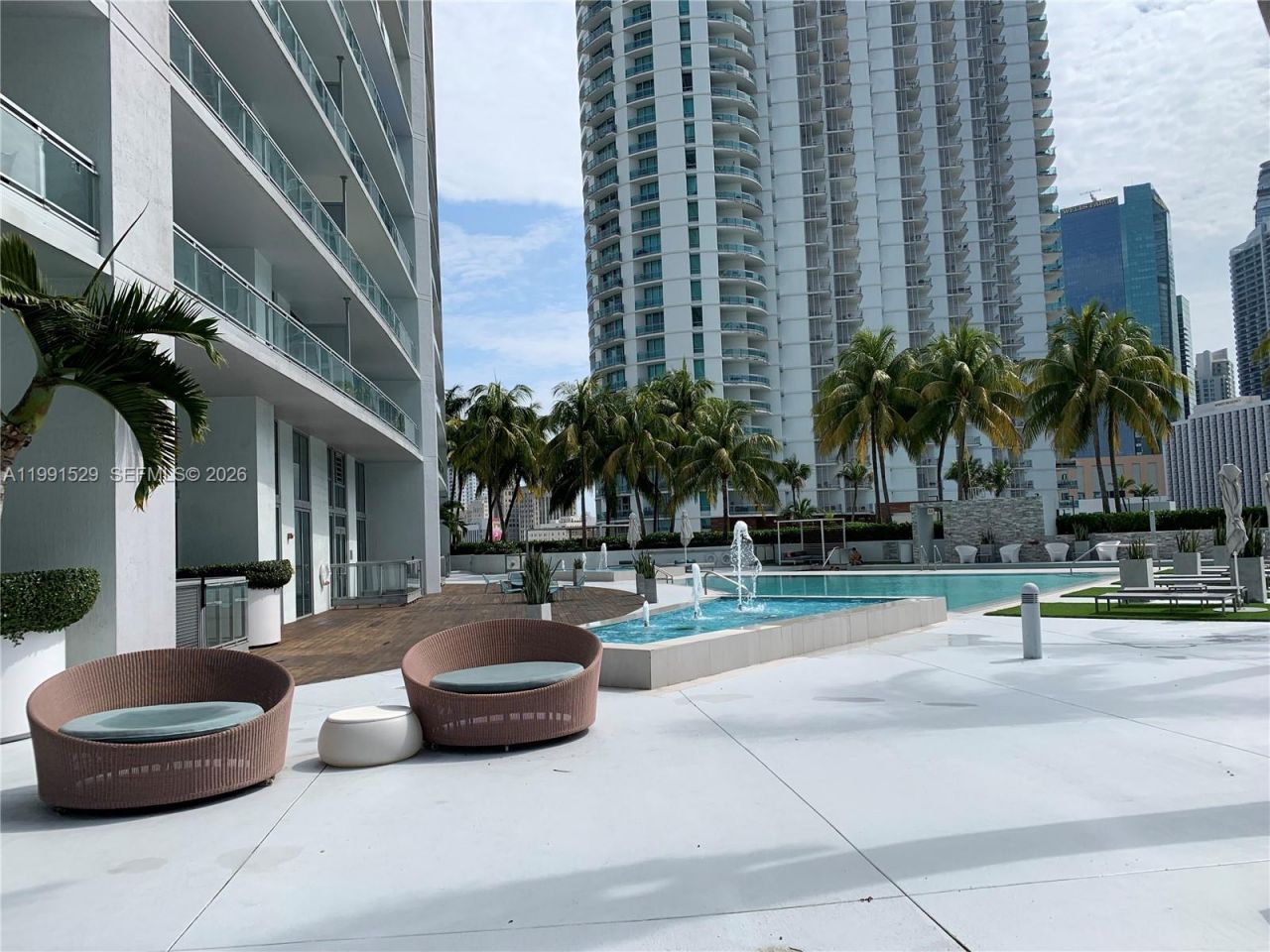 90 SW 3rd St , Unit 3610, Miami, FL 33130 Photo