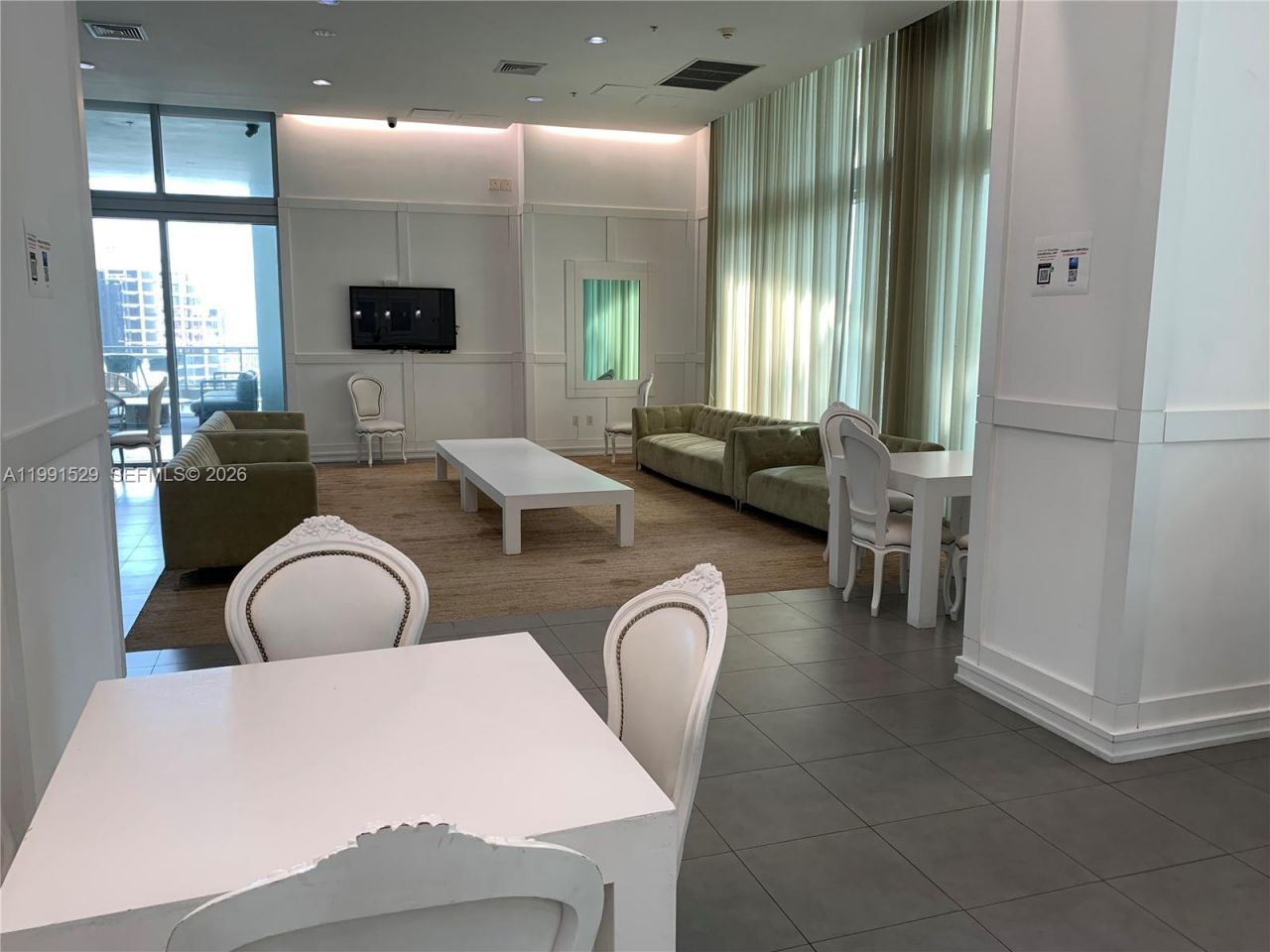 90 SW 3rd St , Unit 3610, Miami, FL 33130 Photo