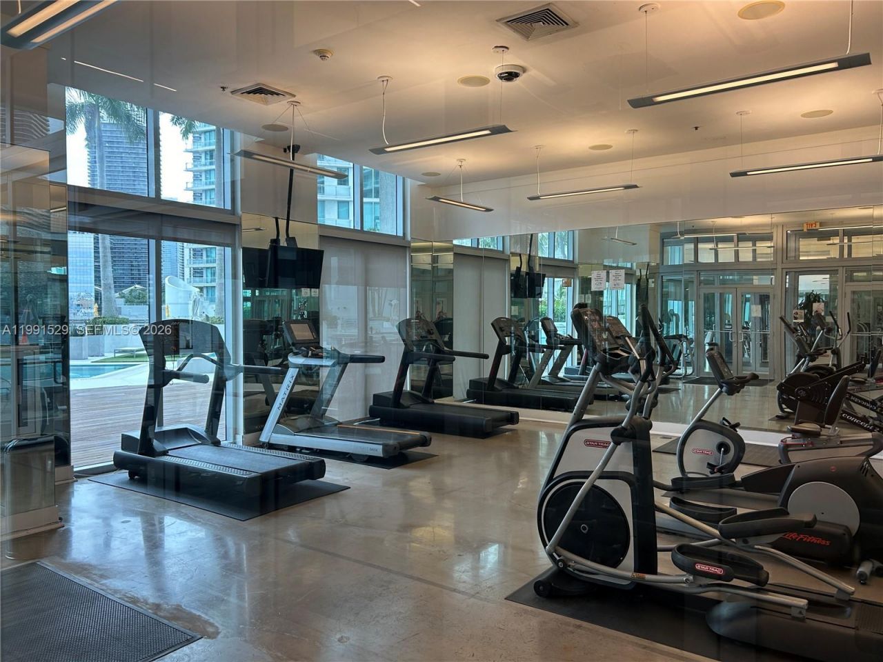 90 SW 3rd St, Unit 3610, Miami, FL 33130 Photo