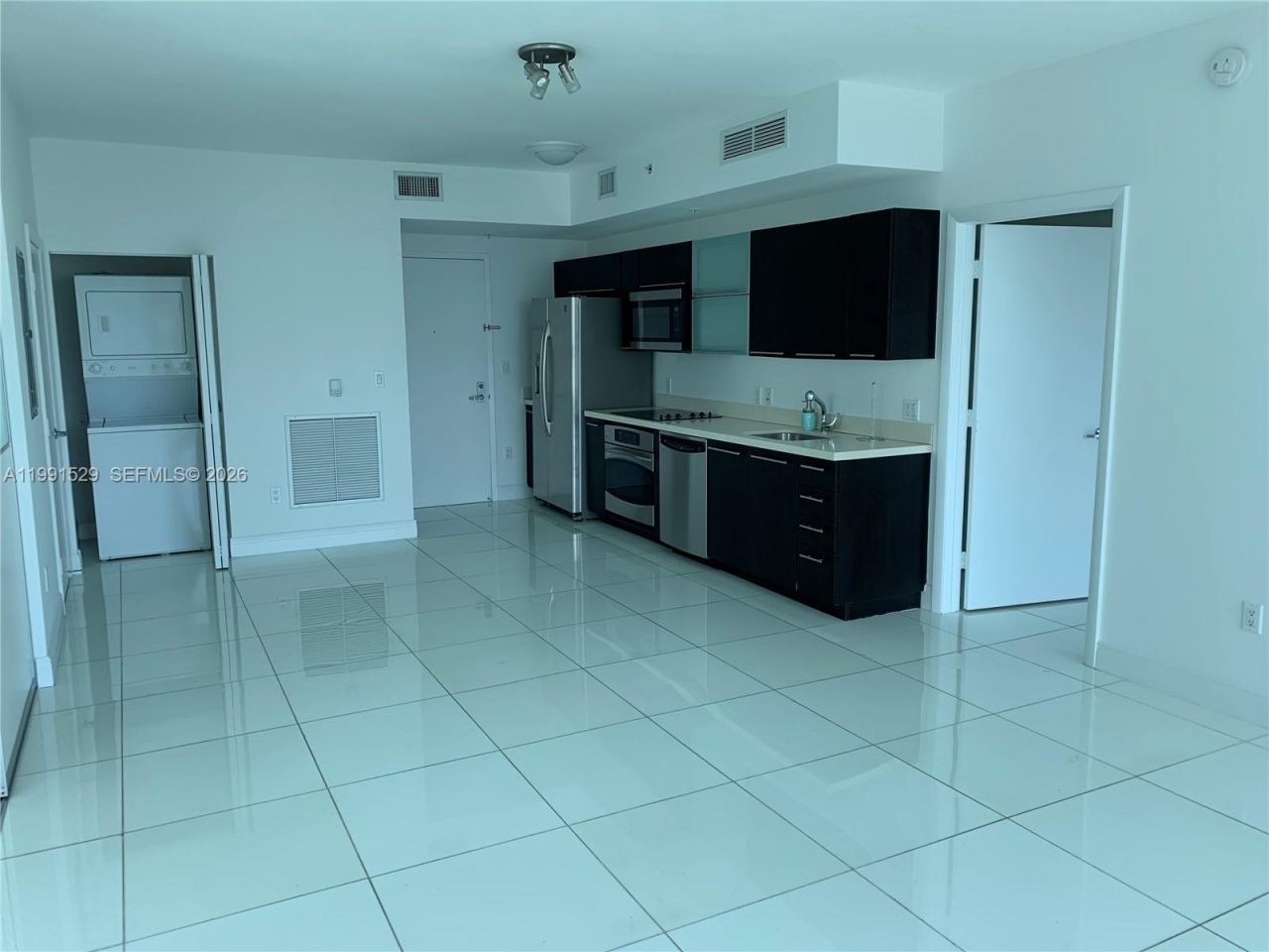 90 SW 3rd St , Unit 3610, Miami, FL 33130 Photo