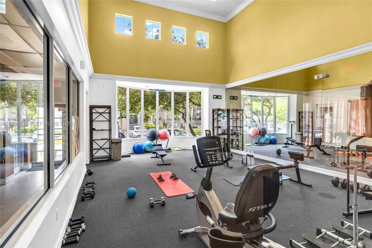 470 S Park Rd, Unit 7-204, Hollywood, FL 33021 Photo