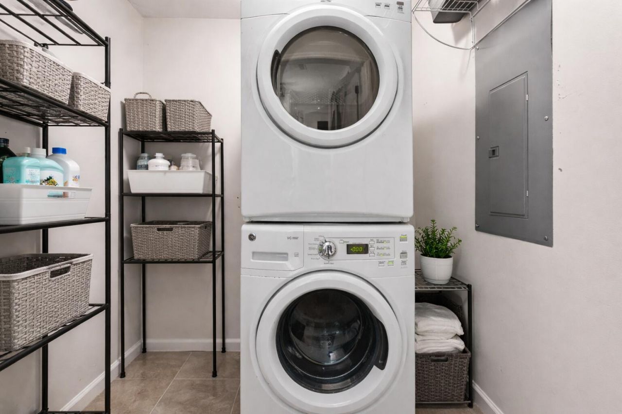 119 Red Cedar Drive Photo 11