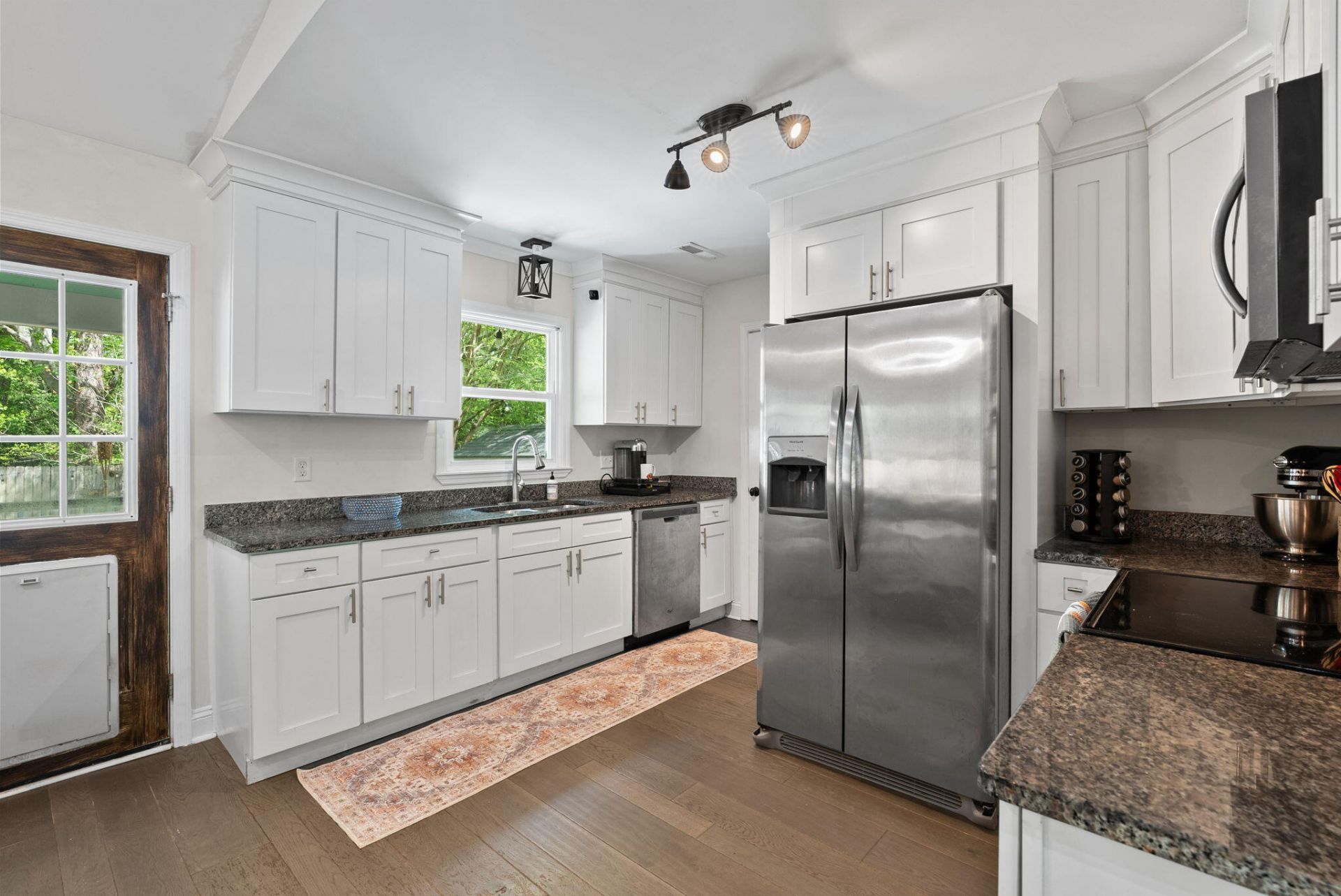 119 Red Cedar Drive Photo 8