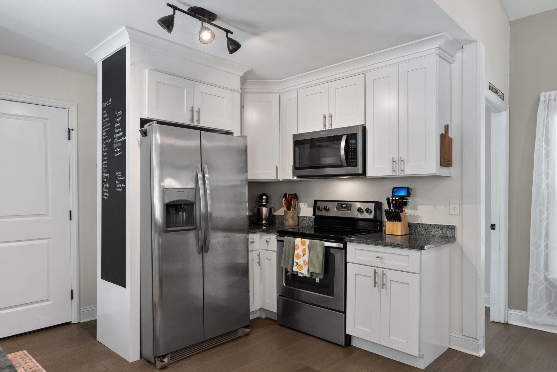 119 Red Cedar Drive Photo 9