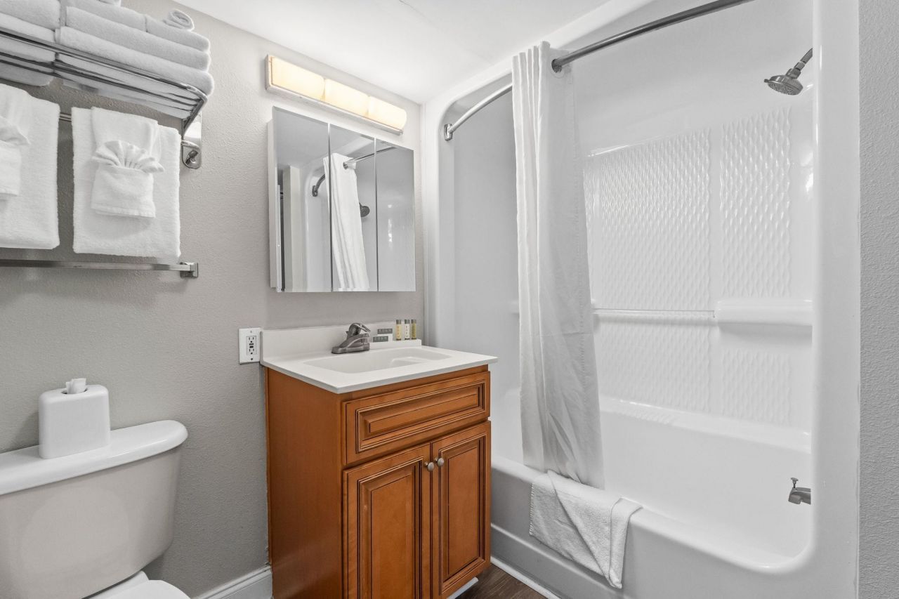 2301 S Ocean Blvd.  Photo 36