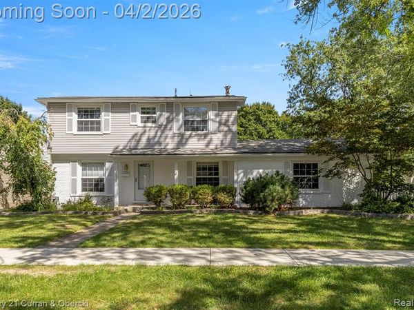 36512 Marler Street, Livonia, MI 48154