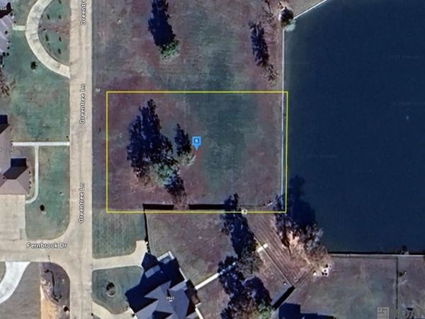 9935 Greentree Lane, Shreveport, LA 71118