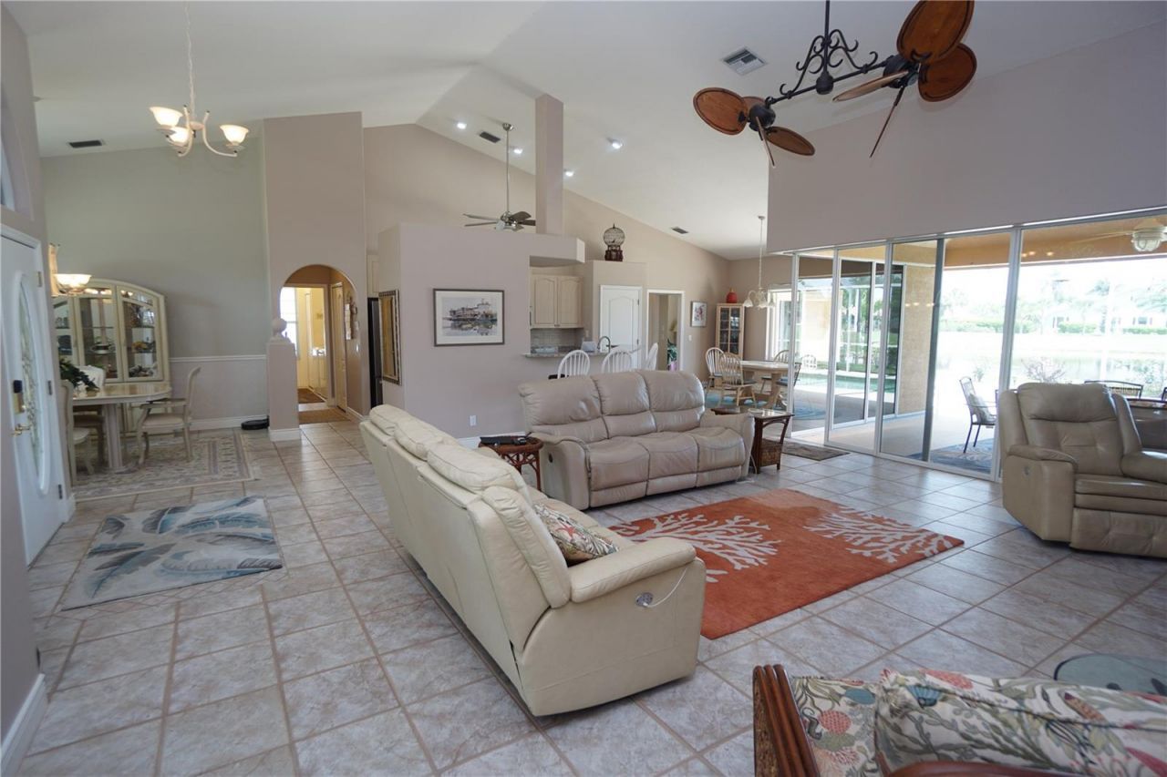 13029 SW Kingsway Circle, Lake Suzy, FL 34269 Photo