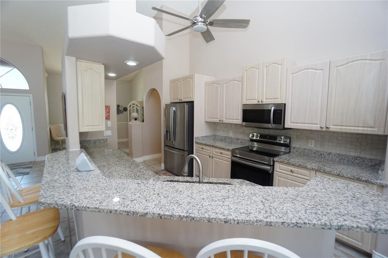 13029 SW Kingsway Circle, Lake Suzy, FL 34269 Photo