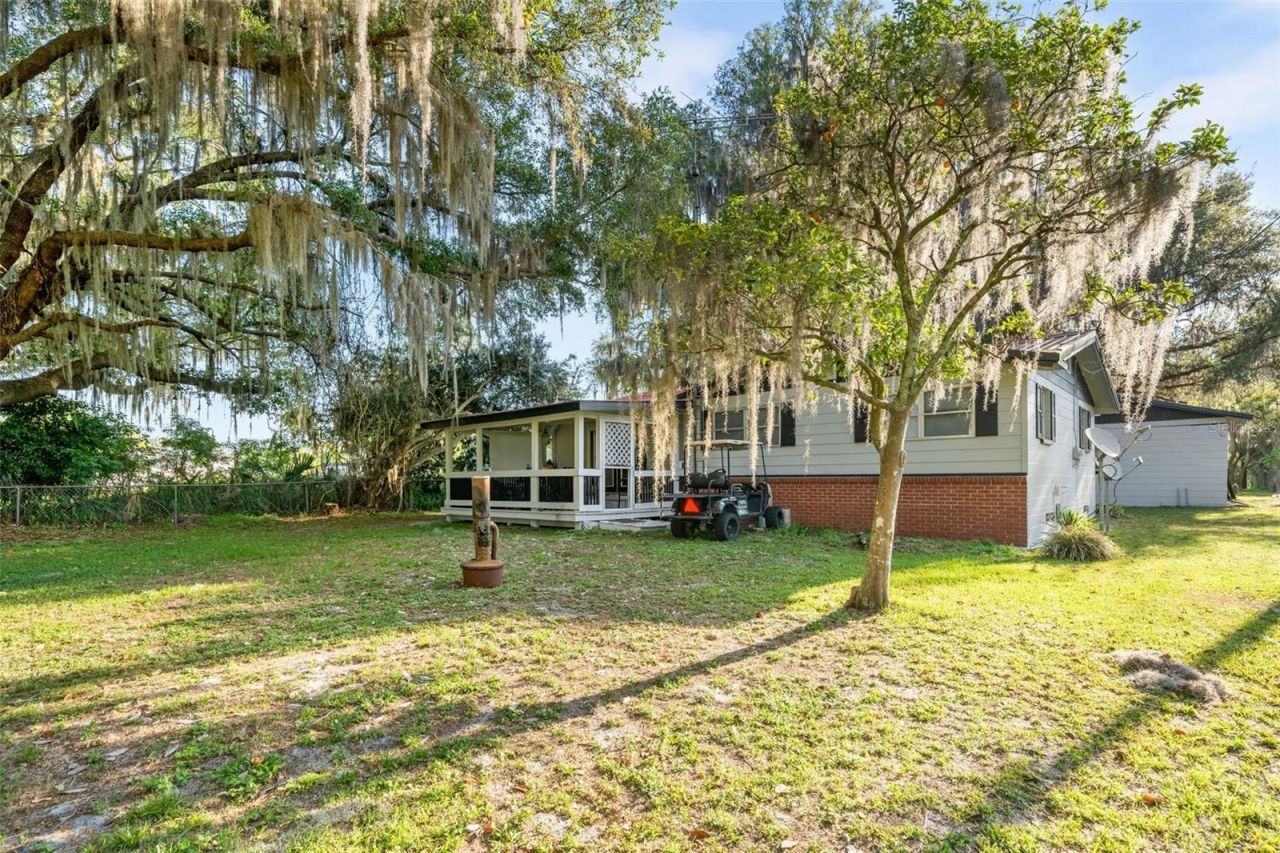 15026 SE Us Highway 301 , Hawthorne, FL 32640 Photo