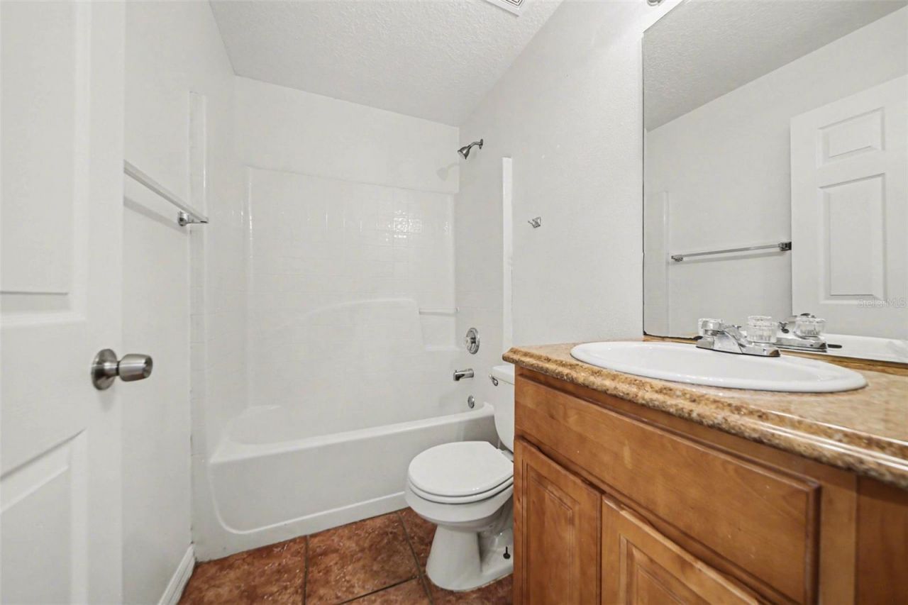 1461 E Whooping Drive , Groveland, FL 34736 Photo