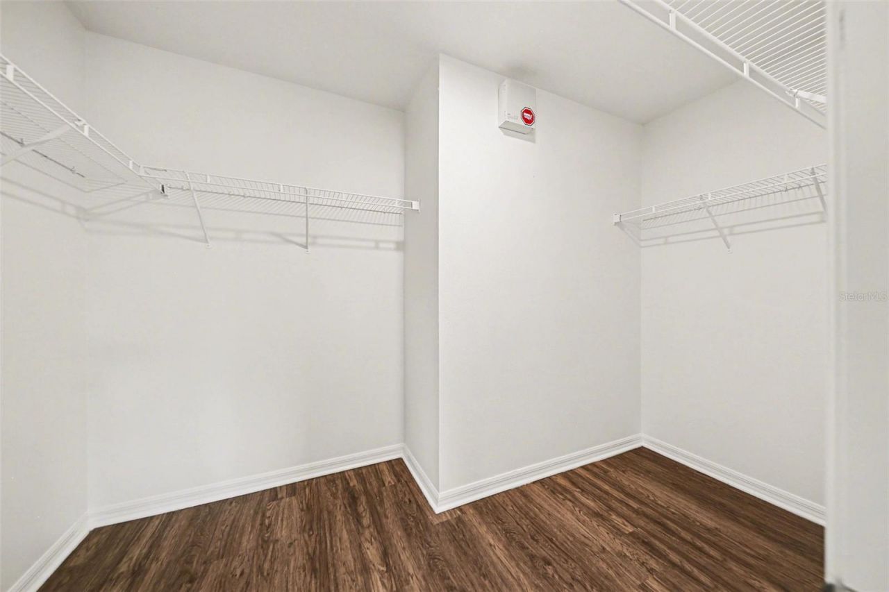 1461 E Whooping Drive , Groveland, FL 34736 Photo