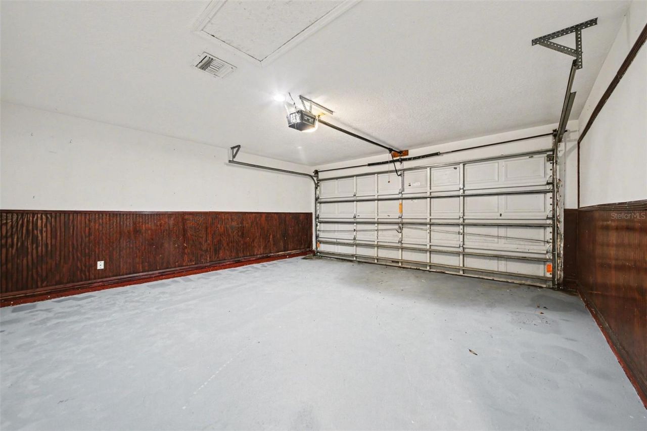 1461 E Whooping Drive , Groveland, FL 34736 Photo