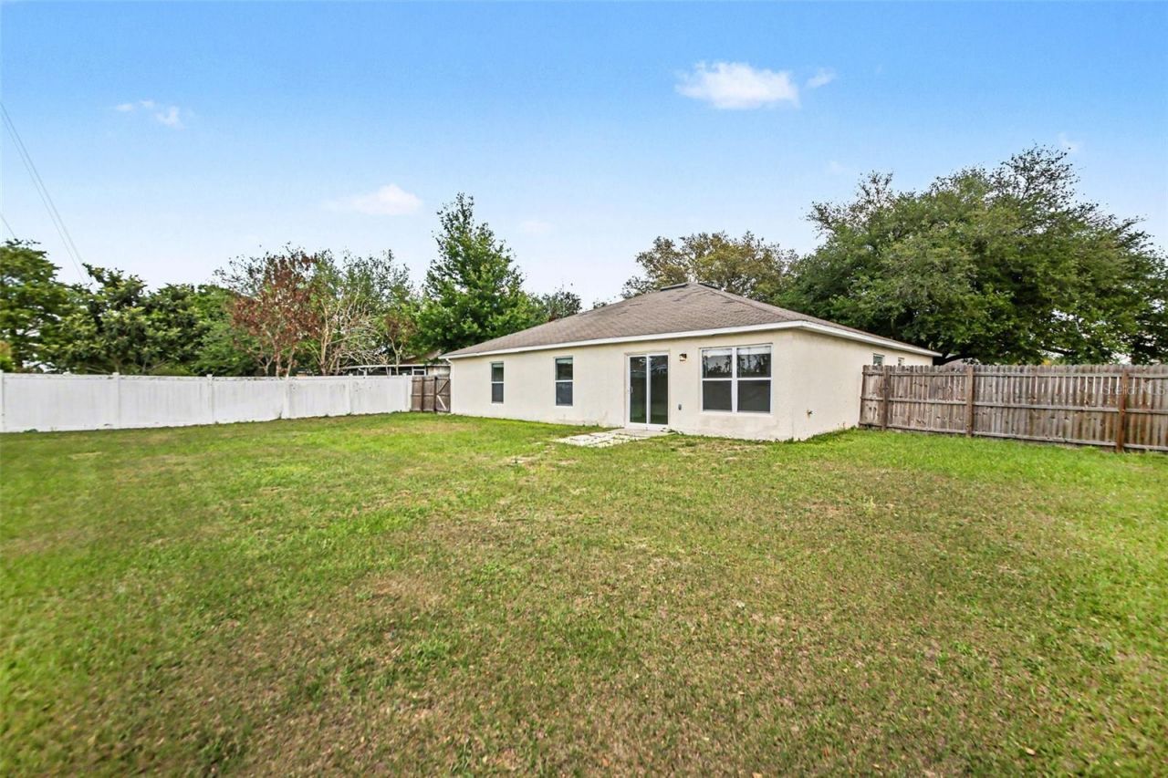 1461 E Whooping Drive , Groveland, FL 34736 Photo