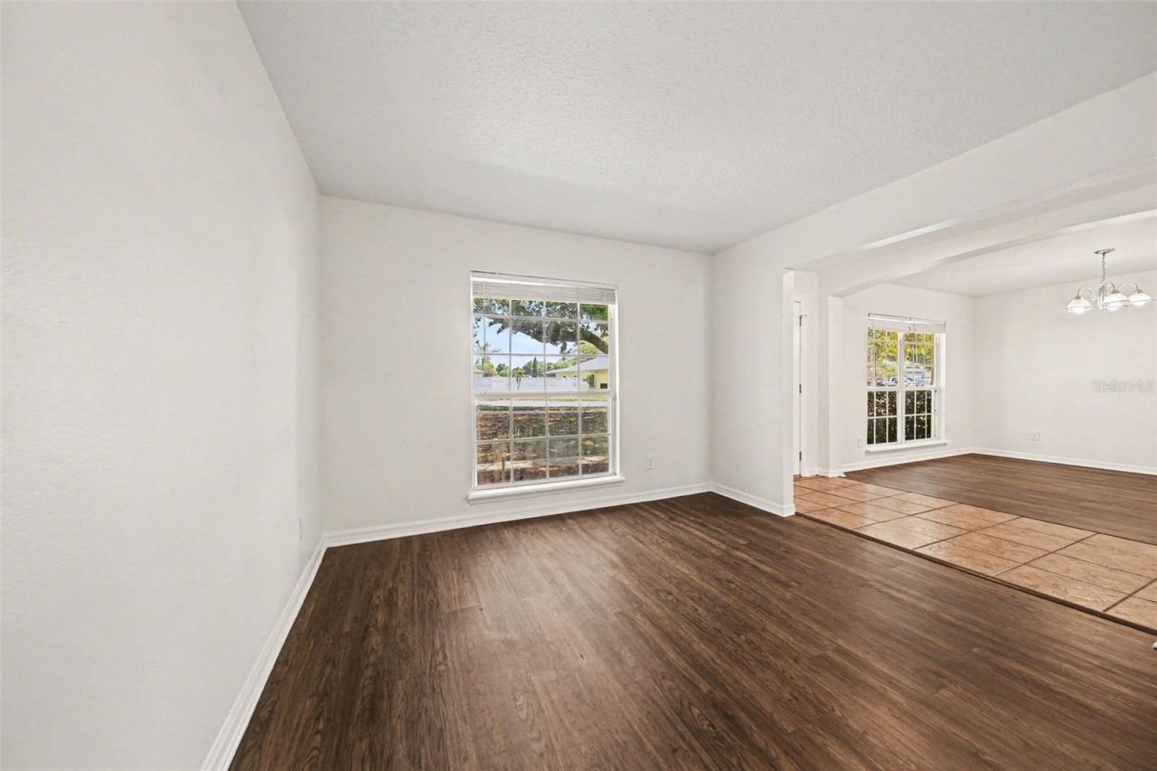 1461 E Whooping Drive , Groveland, FL 34736 Photo