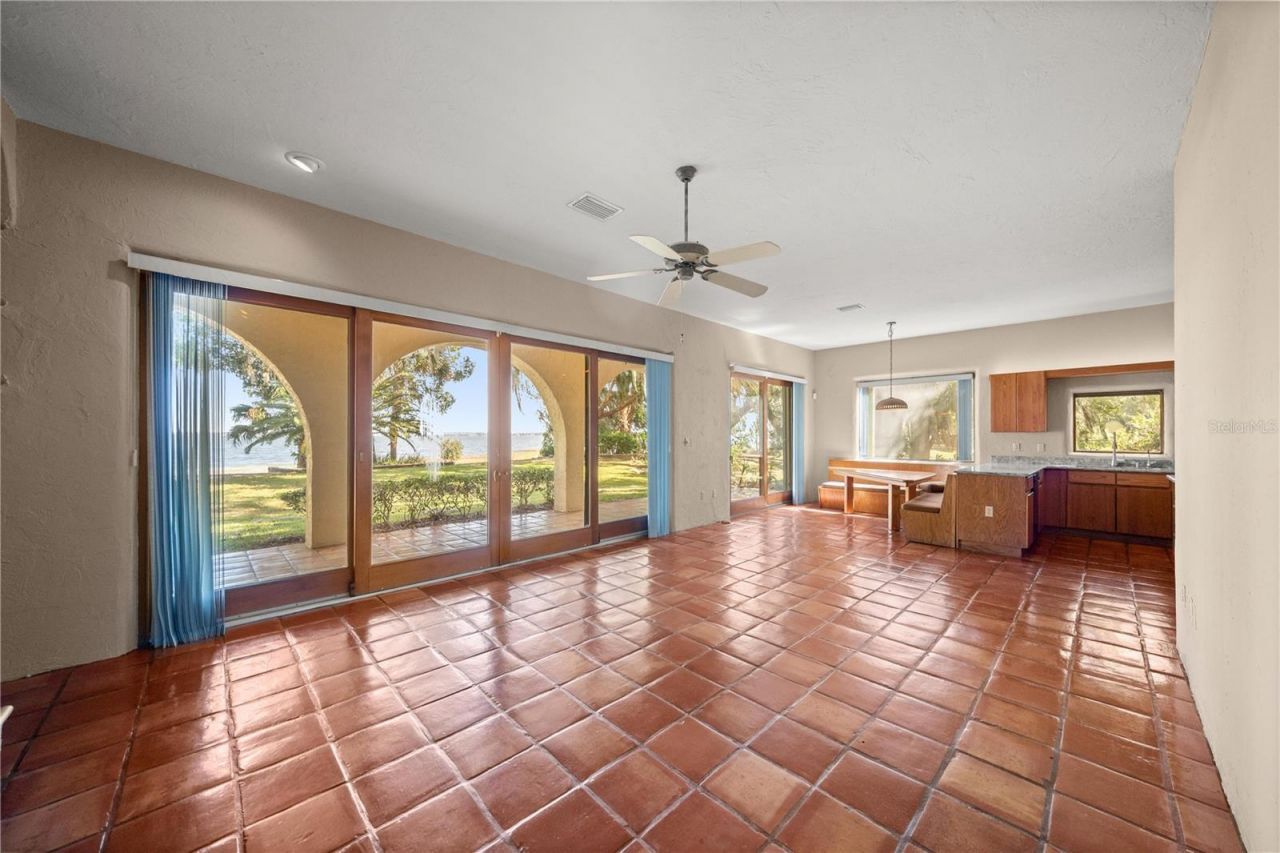 12621 SE Sunset Harbor Road, Weirsdale, FL 32195 Photo