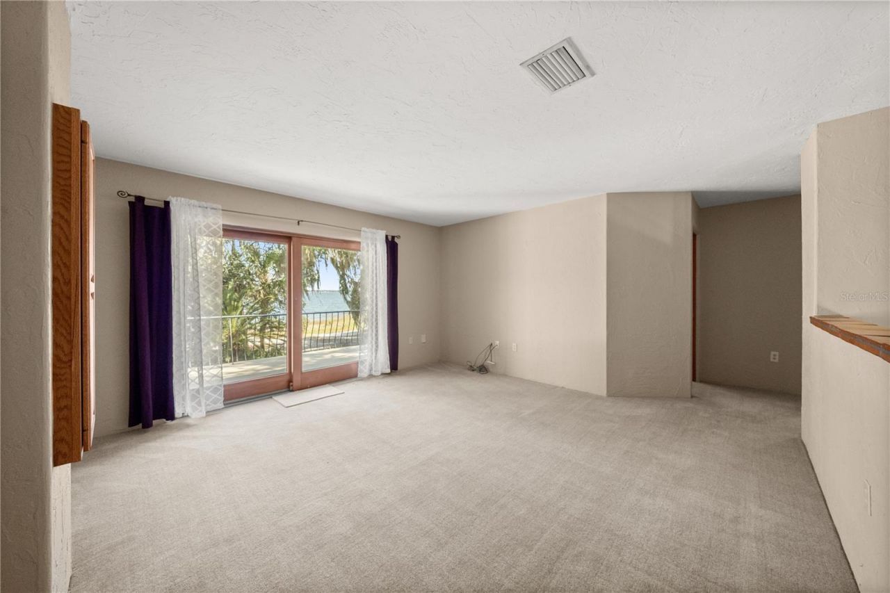 12621 SE Sunset Harbor Road, Weirsdale, FL 32195 Photo