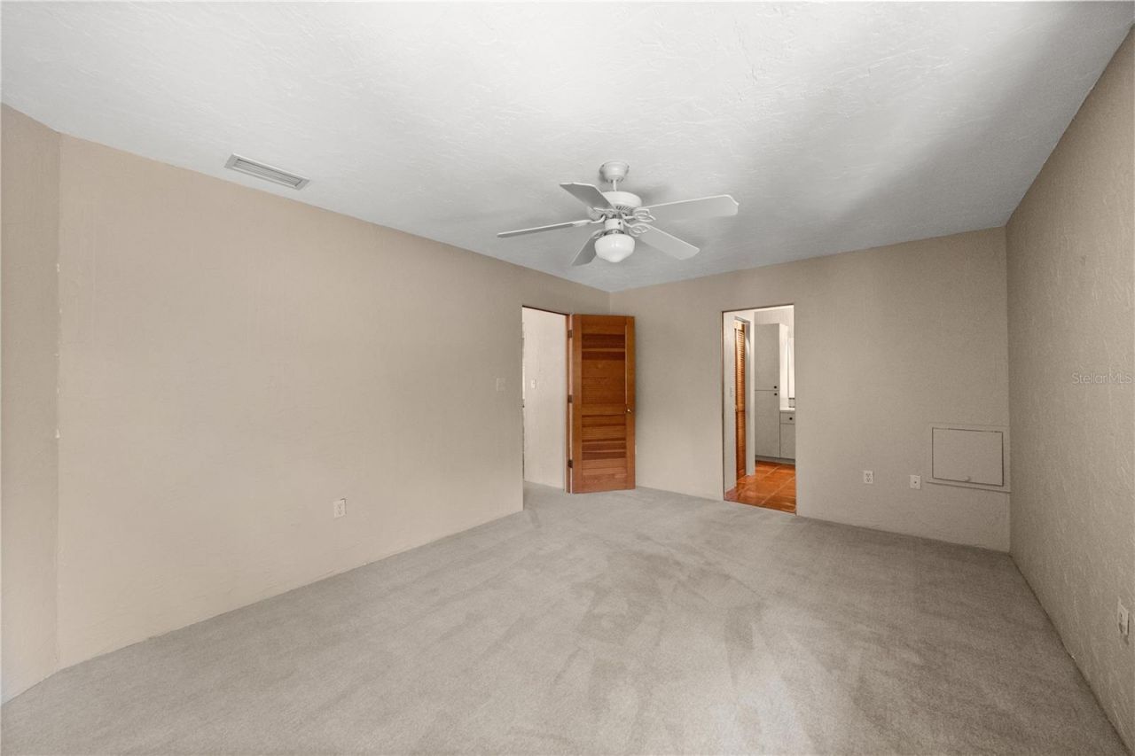 12621 SE Sunset Harbor Road, Weirsdale, FL 32195 Photo