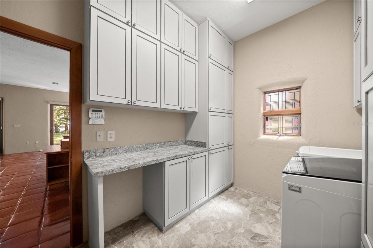 12621 SE Sunset Harbor Road, Weirsdale, FL 32195 Photo