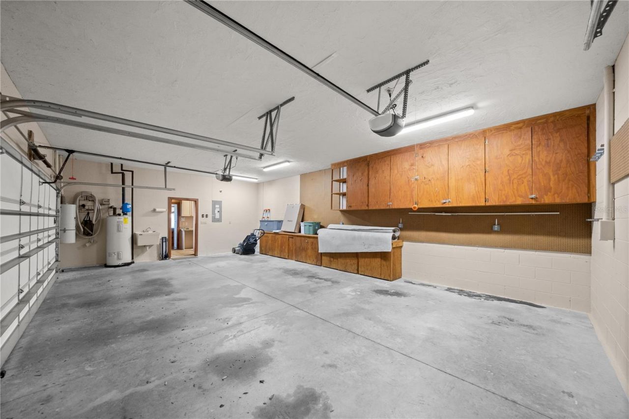 12621 SE Sunset Harbor Road, Weirsdale, FL 32195 Photo