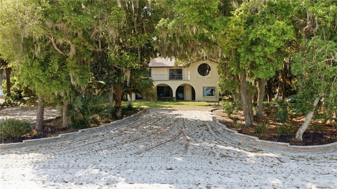 12621 SE Sunset Harbor Road, Weirsdale, FL 32195 Photo