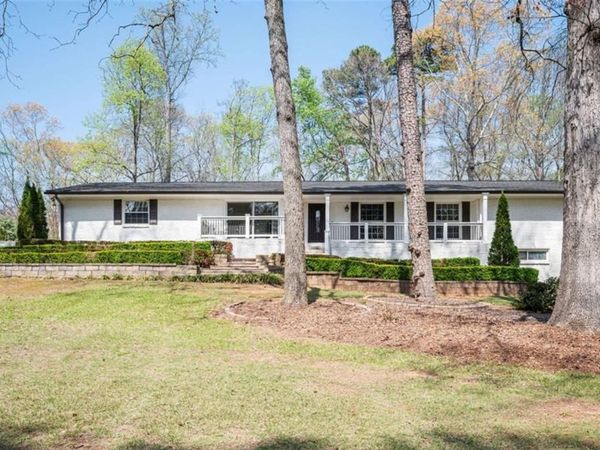 620 Spalding Drive, Sandy Springs, GA 30328