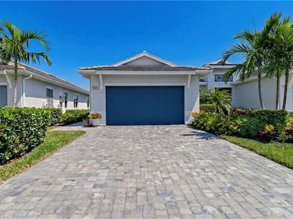 8966 Saint Lucia DR, NAPLES, FL 34114