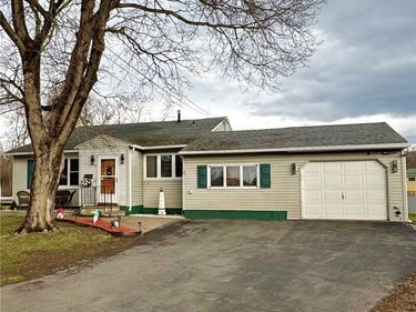 4 Theresa Court, Utica, NY 13502