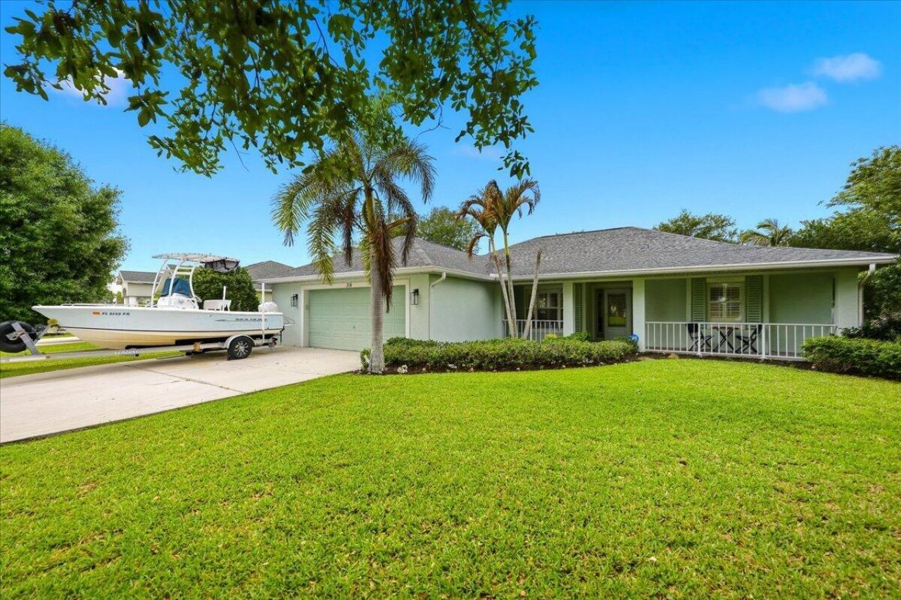 314 SW Kestor Drive, Port Saint Lucie, FL 34953 Photo