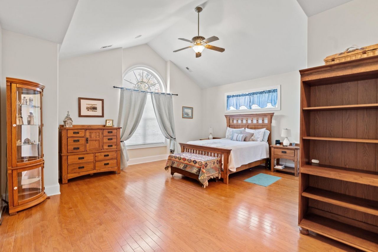 8013 Wacobee Dr. Photo 23