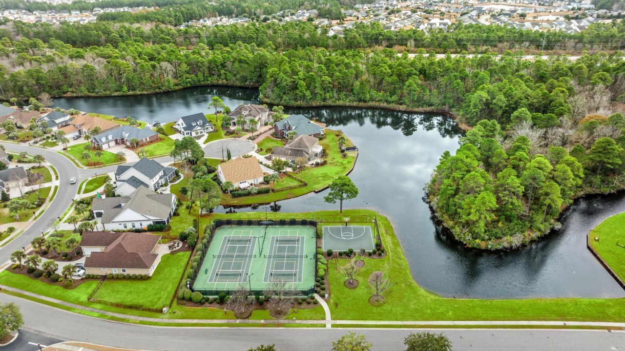 8013 Wacobee Dr. Photo 53