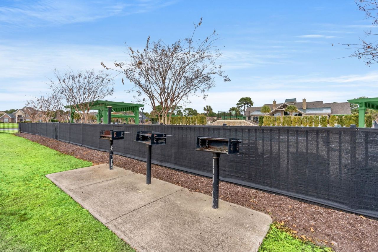 8013 Wacobee Dr. Photo 58