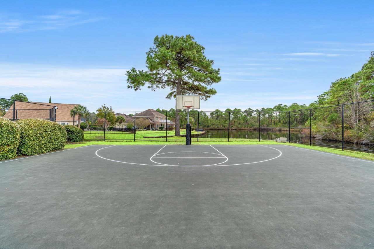 8013 Wacobee Dr. Photo 59