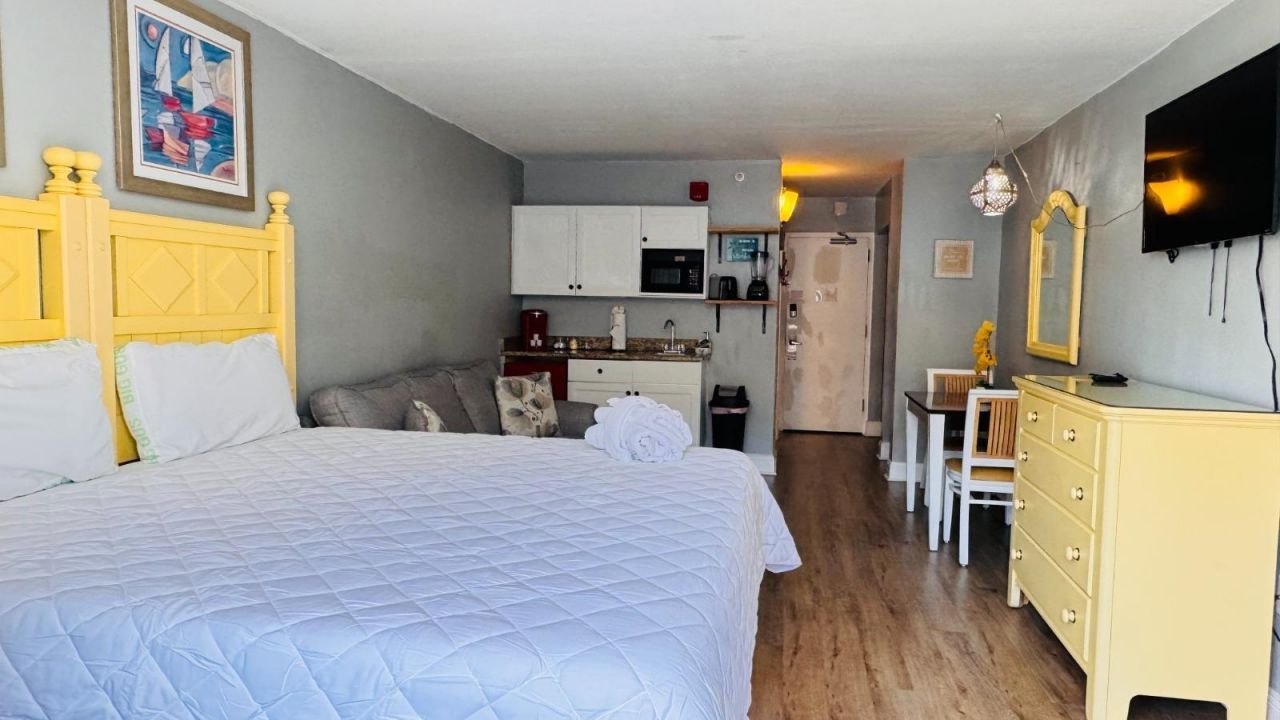 1501 S Ocean Blvd.  Photo 7