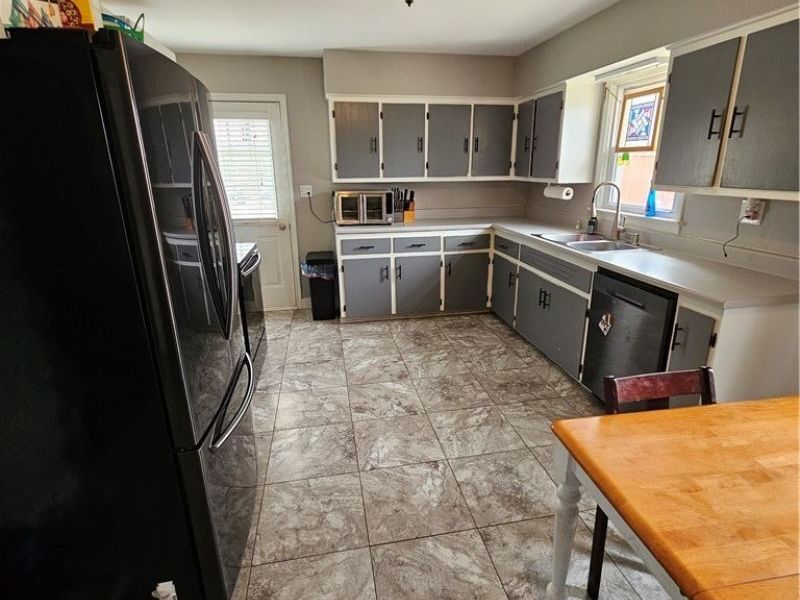 12684 Taylor Wells Road, Chardon, OH 44024 Photo 2