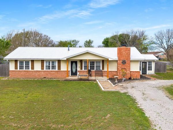 821 N Elm , Stratford, OK 74872