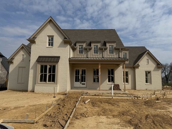 9176 OLD GREEN LN, Germantown, TN 38138