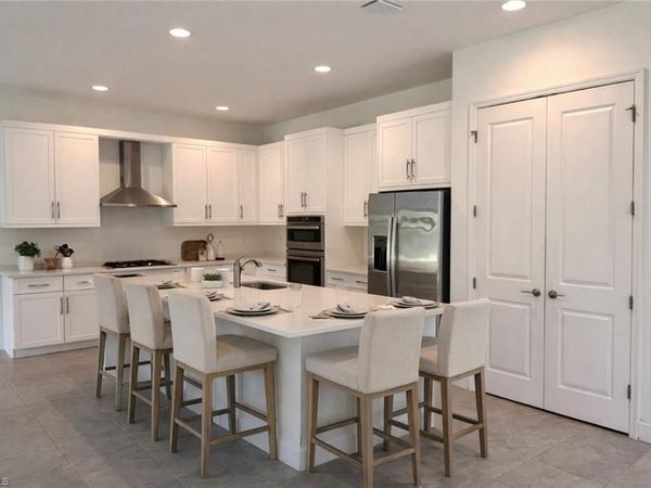 20806 Thistle Leaf LN, ESTERO, FL 33928