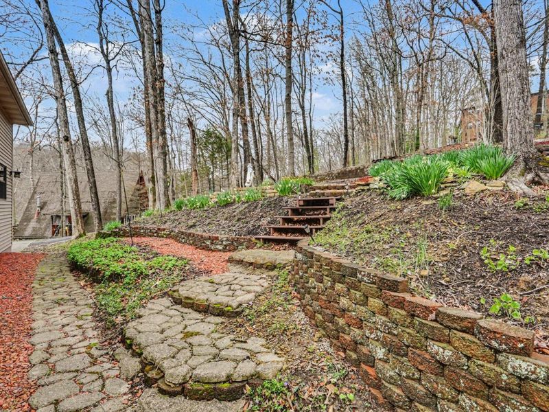 F-3 Ute Court, Hideaway Hills, OH 43107 Photo 9