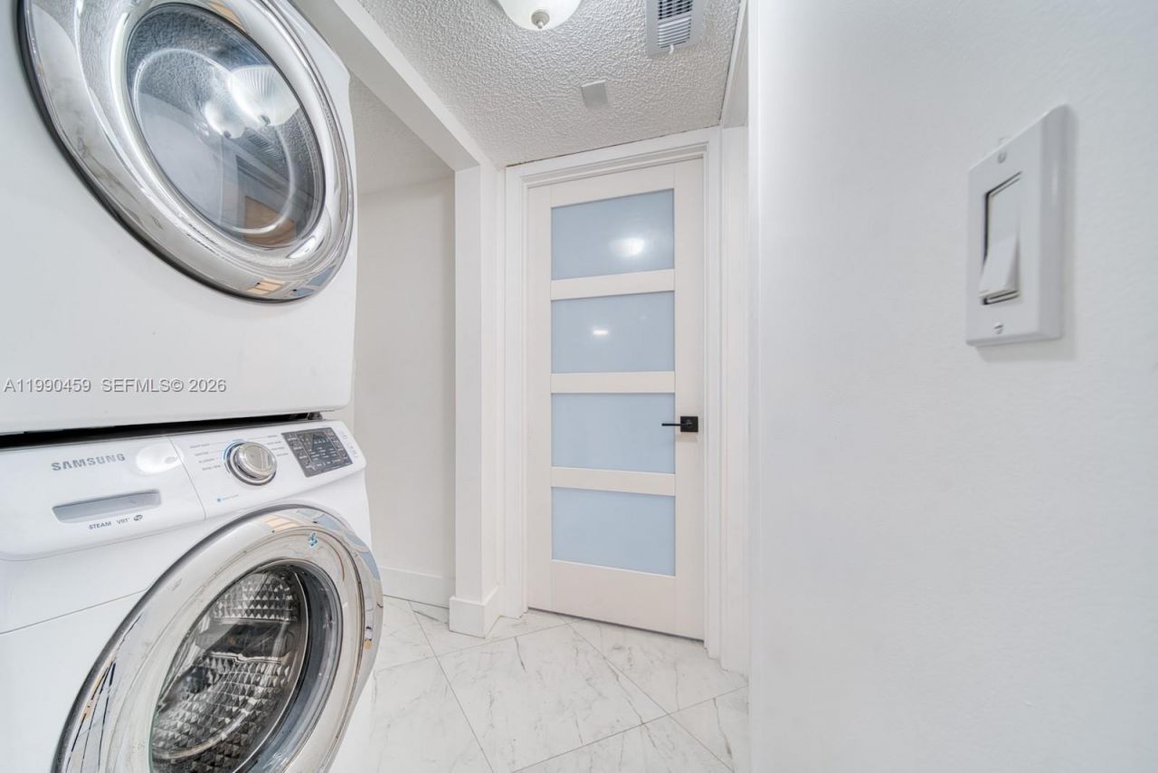 9151 W Sunrise Blvd, Plantation, FL 33322 Photo