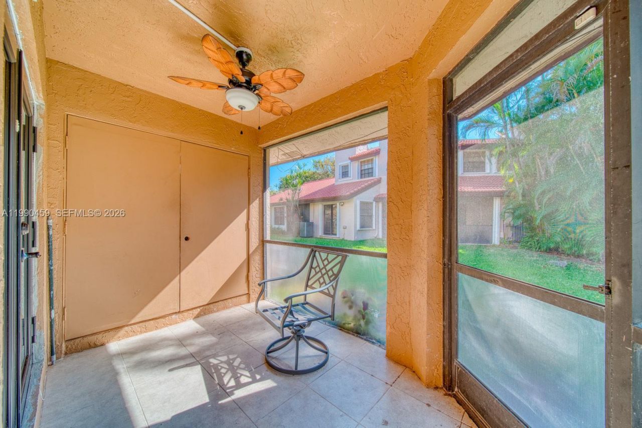 9151 W Sunrise Blvd, Plantation, FL 33322 Photo