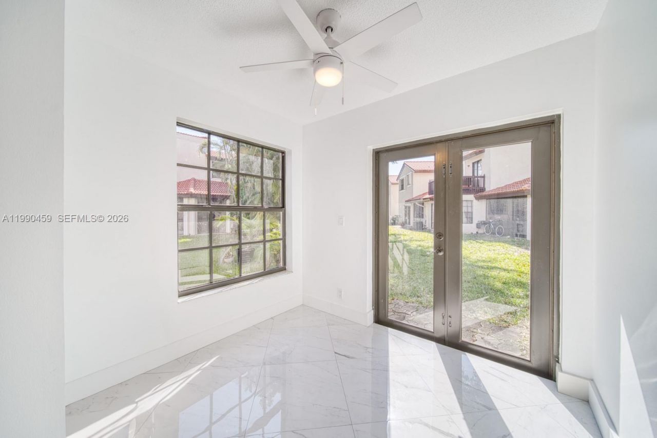 9151 W Sunrise Blvd, Plantation, FL 33322 Photo