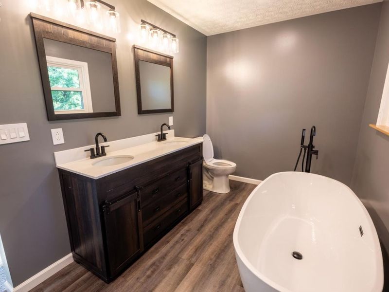 1007 Overlook Drive, Willard, OH 44890 Photo 13